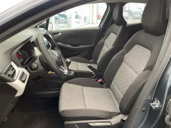 RENAULT CLIO V - voiture d'occasion - Photo 18