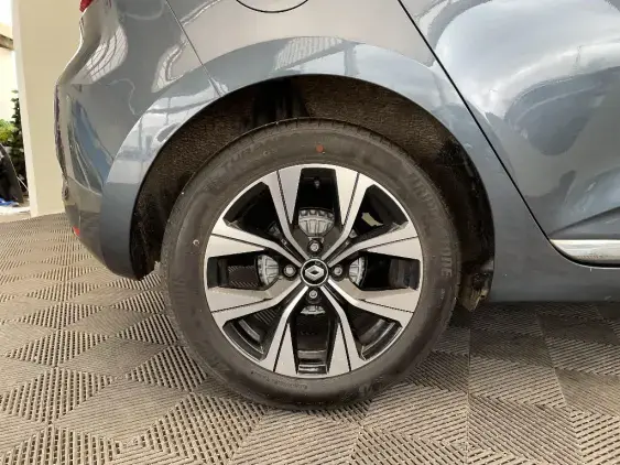 RENAULT CLIO V - voiture d'occasion - Photo 25