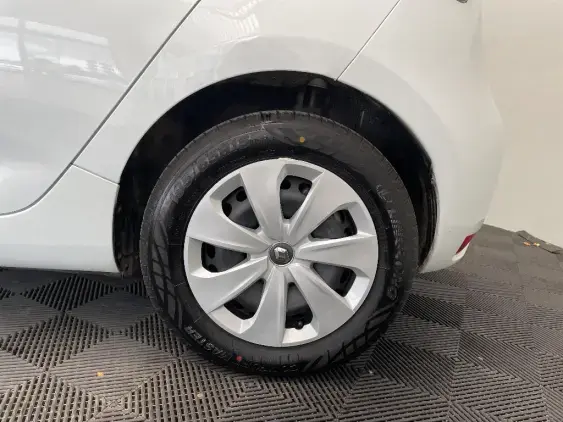 RENAULT ZOE - voiture d'occasion - Photo 24