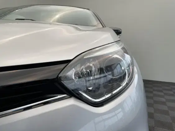 RENAULT CAPTUR - voiture d'occasion - Photo 22