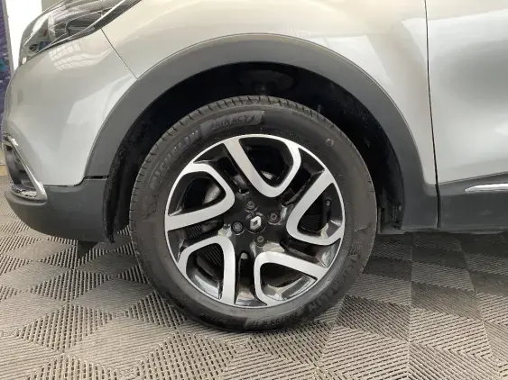 RENAULT CAPTUR - voiture d'occasion - Photo 23