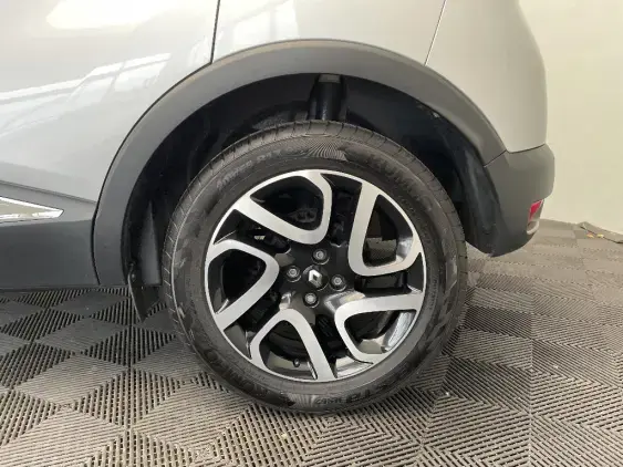 RENAULT CAPTUR - voiture d'occasion - Photo 24