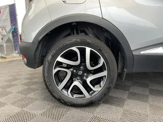 RENAULT CAPTUR - voiture d'occasion - Photo 25