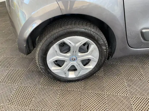 RENAULT TWINGO ELECTRIQUE III - voiture d'occasion - Photo 24