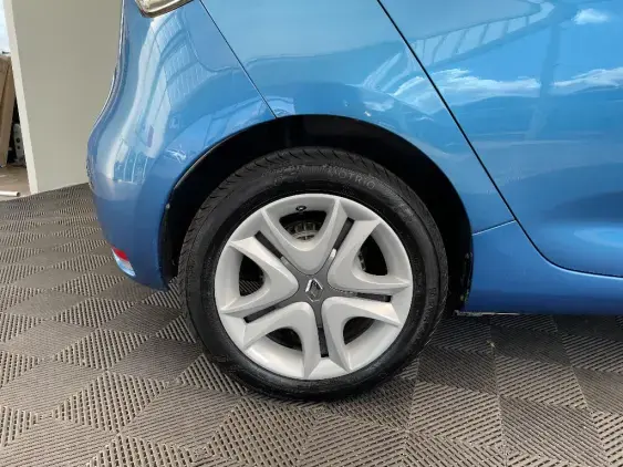 RENAULT ZOE - voiture d'occasion - Photo 25