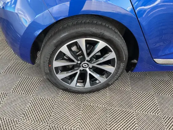 RENAULT CLIO V - voiture d'occasion - Photo 25