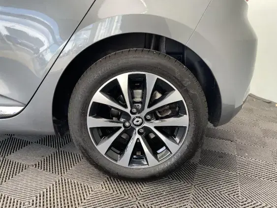 RENAULT CLIO V - voiture d'occasion - Photo 24