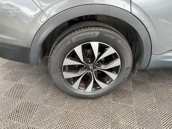 RENAULT ARKANA - voiture d'occasion - Photo 25