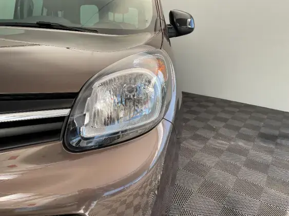 RENAULT KANGOO II - voiture d'occasion - Photo 21