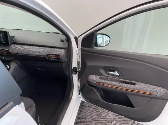 DACIA SANDERO III - voiture d'occasion - Photo 20