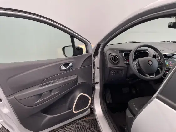 RENAULT CAPTUR - voiture d'occasion - Photo 19