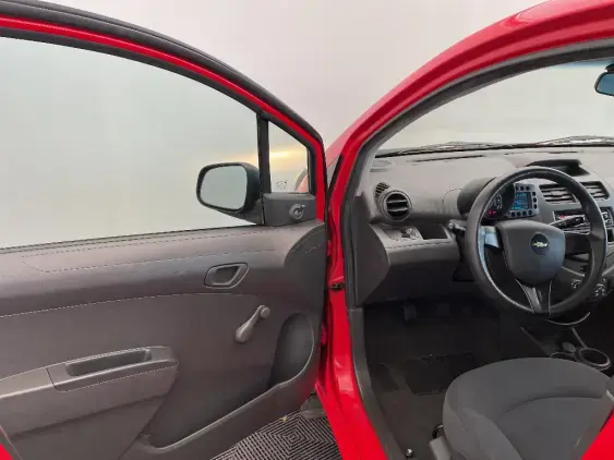 CHEVROLET SPARK - voiture d'occasion - Photo 18