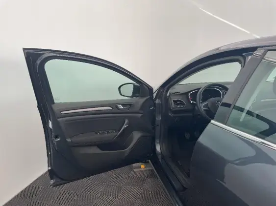 RENAULT MEGANE IV - voiture d'occasion - Photo 19