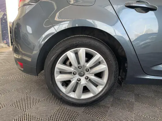 RENAULT MEGANE IV - voiture d'occasion - Photo 25