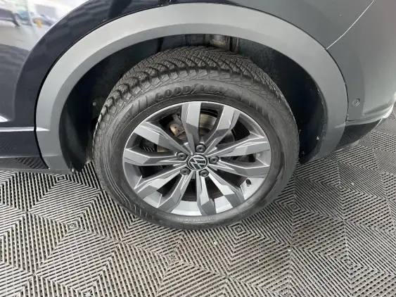 VOLKSWAGEN T-ROC - voiture d'occasion - Photo 24