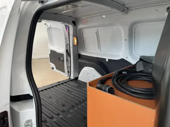 RENAULT KANGOO EXPRESS II Z.E. - voiture d'occasion - Photo 14
