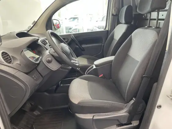 RENAULT KANGOO EXPRESS II Z.E. - voiture d'occasion - Photo 15