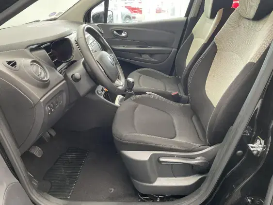 RENAULT CAPTUR - voiture d'occasion - Photo 17