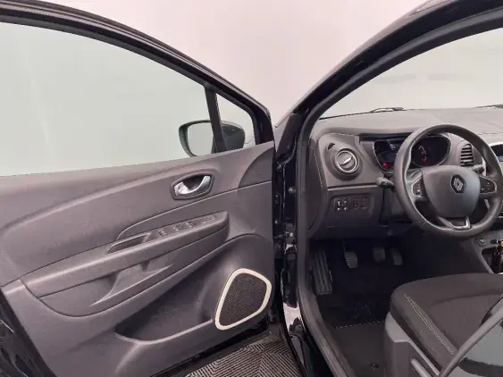 RENAULT CAPTUR - voiture d'occasion - Photo 18