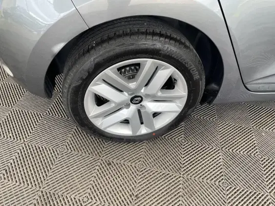 RENAULT CLIO V - voiture d'occasion - Photo 25