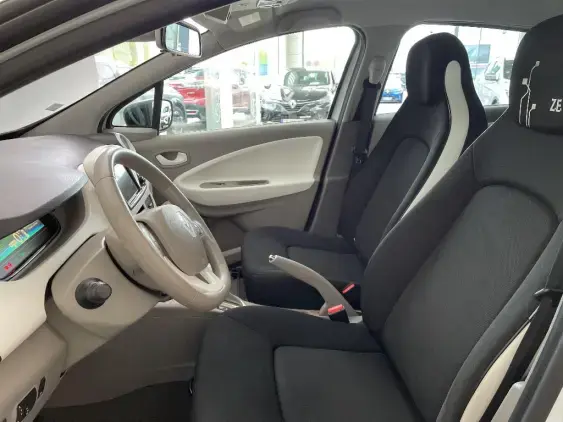 RENAULT ZOE - voiture d'occasion - Photo 17