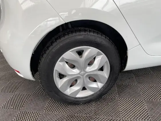 RENAULT ZOE - voiture d'occasion - Photo 24