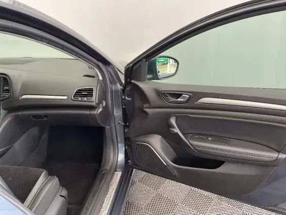 RENAULT MEGANE ESTATE IV - voiture d'occasion - Photo 20