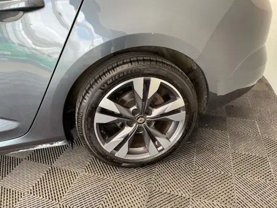 RENAULT MEGANE ESTATE IV - voiture d'occasion - Photo 24