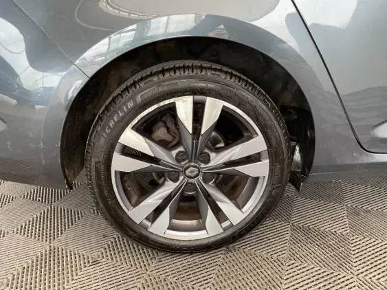 RENAULT MEGANE ESTATE IV - voiture d'occasion - Photo 25