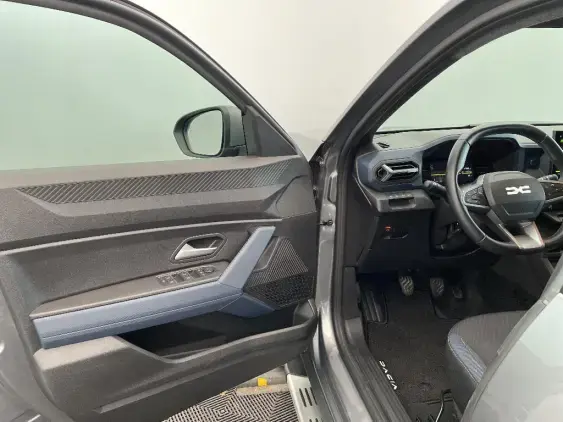 DACIA DUSTER III - voiture d'occasion - Photo 19