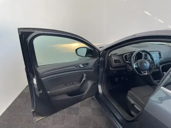 RENAULT MEGANE IV - voiture d'occasion - Photo 18