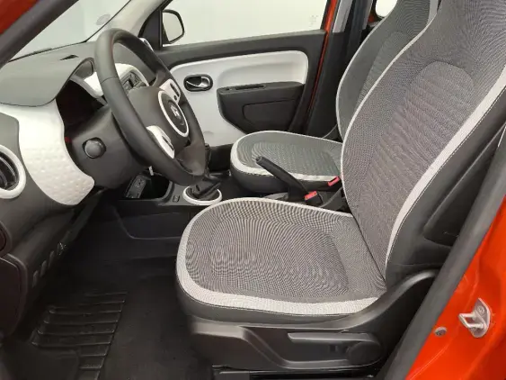 RENAULT TWINGO III - voiture d'occasion - Photo 17