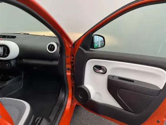 RENAULT TWINGO III - voiture d'occasion - Photo 19