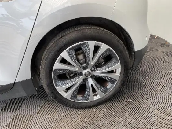 RENAULT SCENIC IV - voiture d'occasion - Photo 24