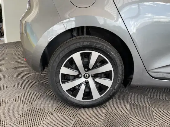 RENAULT CLIO V - voiture d'occasion - Photo 24