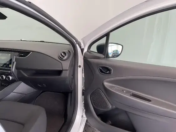 RENAULT ZOE - voiture d'occasion - Photo 19