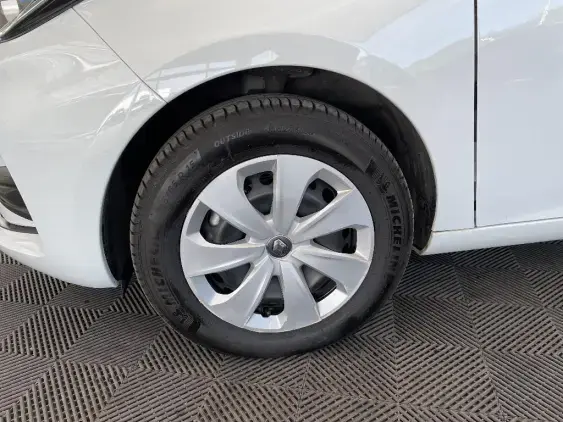 RENAULT ZOE - voiture d'occasion - Photo 22