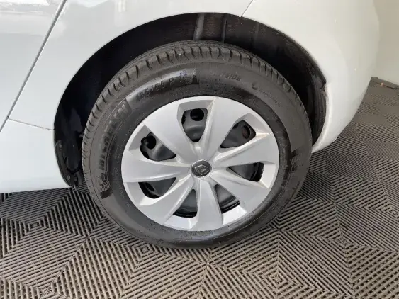 RENAULT ZOE - voiture d'occasion - Photo 23