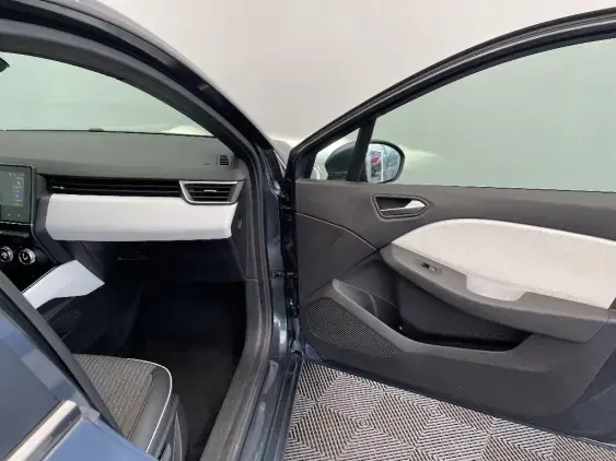 RENAULT CLIO V - voiture d'occasion - Photo 20