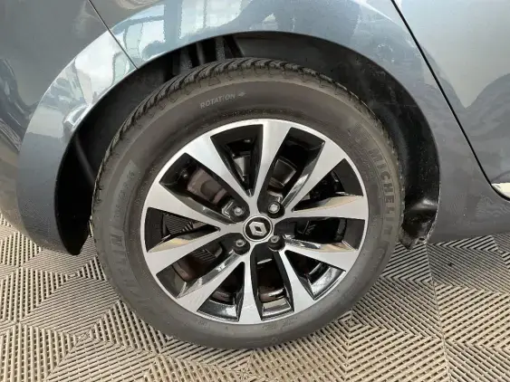 RENAULT CLIO V - voiture d'occasion - Photo 25