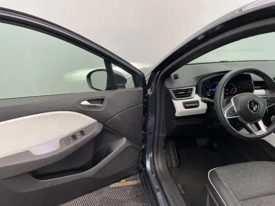 RENAULT CLIO V - voiture d'occasion - Photo 19