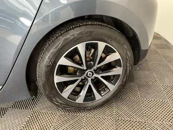 RENAULT CLIO V - voiture d'occasion - Photo 24