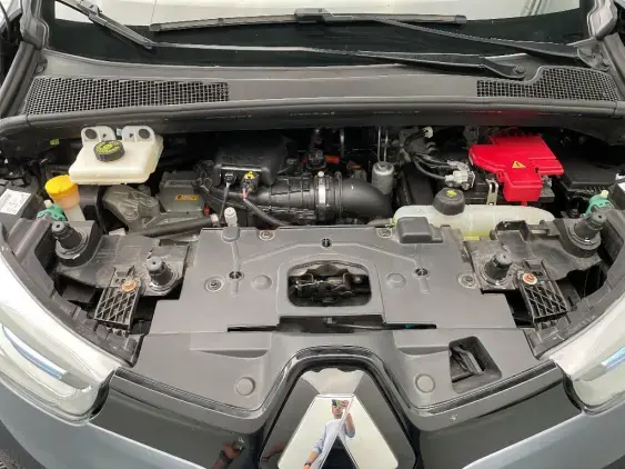 RENAULT ZOE - voiture d'occasion - Photo 19