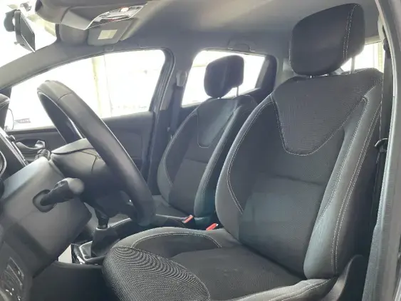 RENAULT CLIO IV - voiture d'occasion - Photo 18