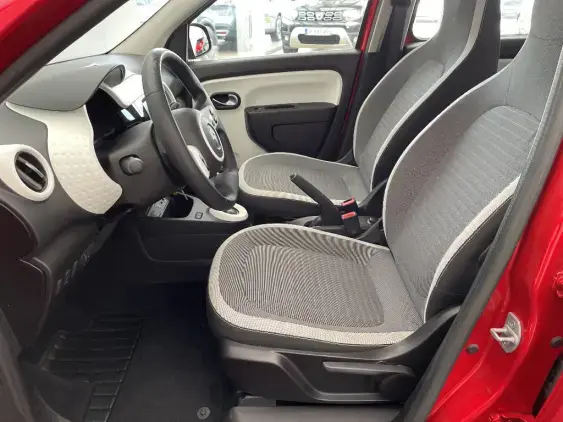 RENAULT TWINGO ELECTRIQUE III - voiture d'occasion - Photo 17