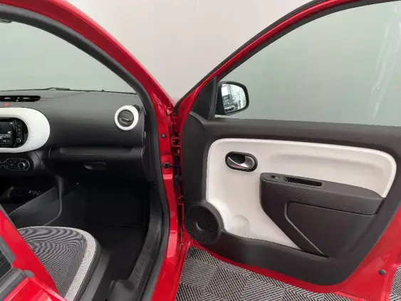 RENAULT TWINGO ELECTRIQUE III - voiture d'occasion - Photo 19