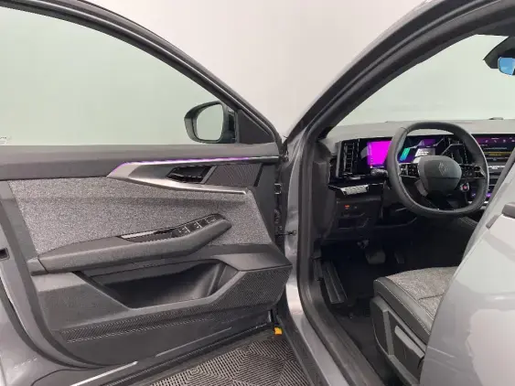 RENAULT ESPACE VI - voiture d'occasion - Photo 19