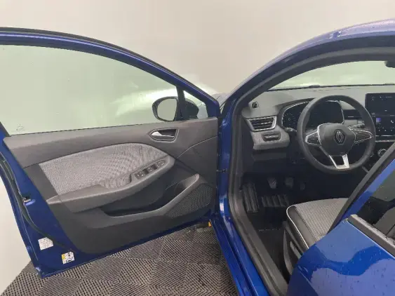 RENAULT CLIO V - voiture d'occasion - Photo 19