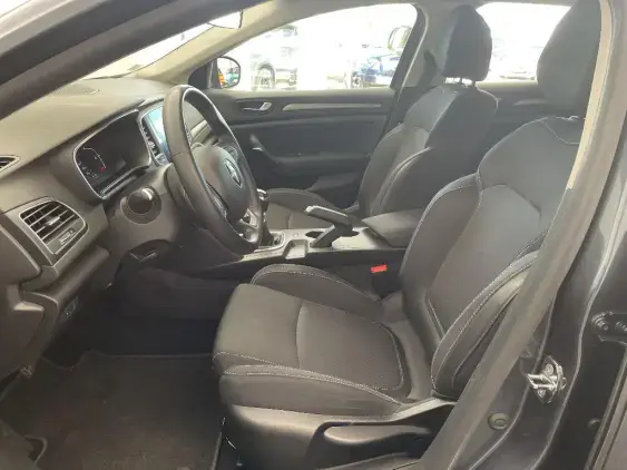 RENAULT MEGANE IV - voiture d'occasion - Photo 18