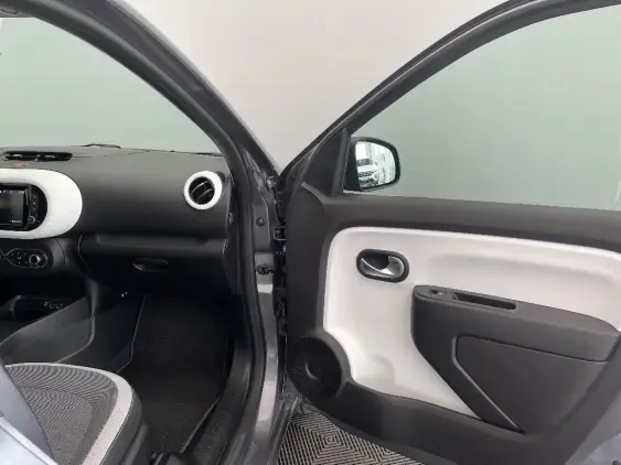RENAULT TWINGO ELECTRIQUE III - voiture d'occasion - Photo 18